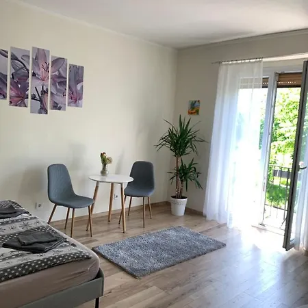 Világos, kellemes lakás, jó közlekedéssel Budapest Extérieur photo